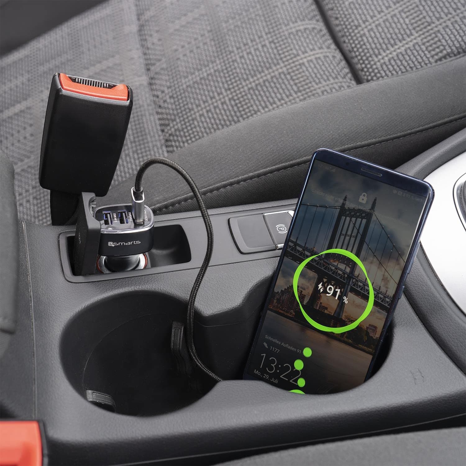 Зарядно за кола 4smarts Fast Car Charger Voltroad 7P+ (4S465579), от автомобилна запалка към 3x USB A(ж), 5V/2.4A, тъмносиво