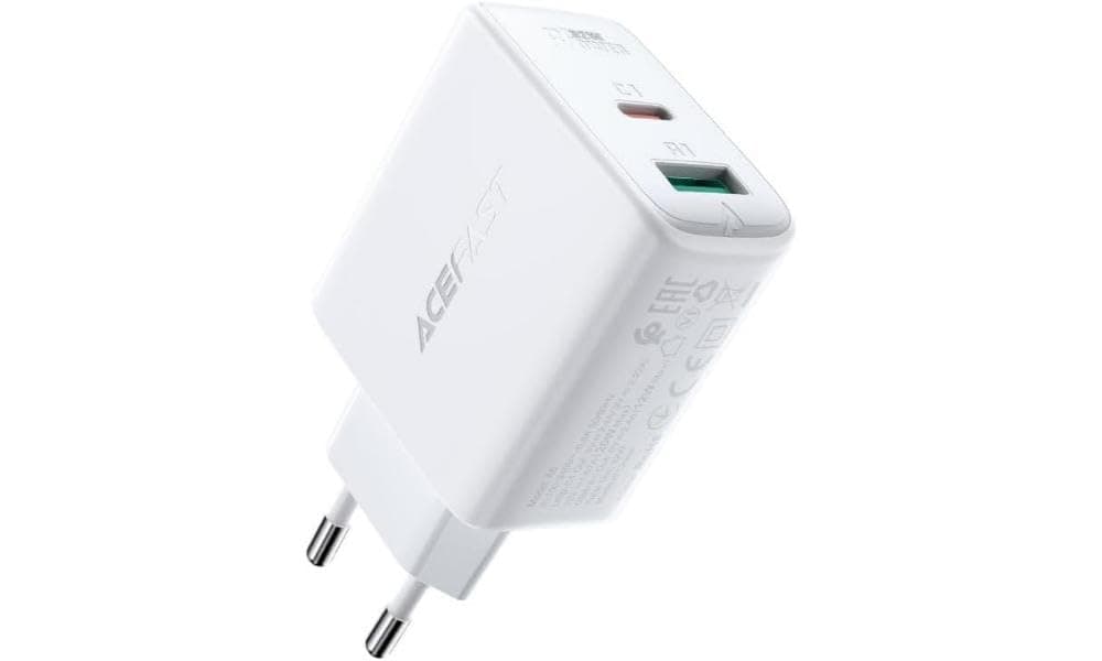 Зарядно устройство Acefast A5, от контакт към 1x USB-C(ж), 1x USB-A(ж), 12V/1.67A, бяло, 32W, QC 3.0