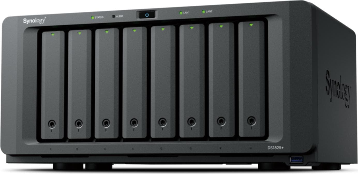 Мрежов сторидж Synology DS1825+, за 8 диска, AMD Ryzen V1500B, 8 GB DDR4